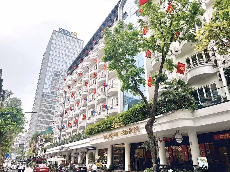 河内旅游市场热闹非凡。
