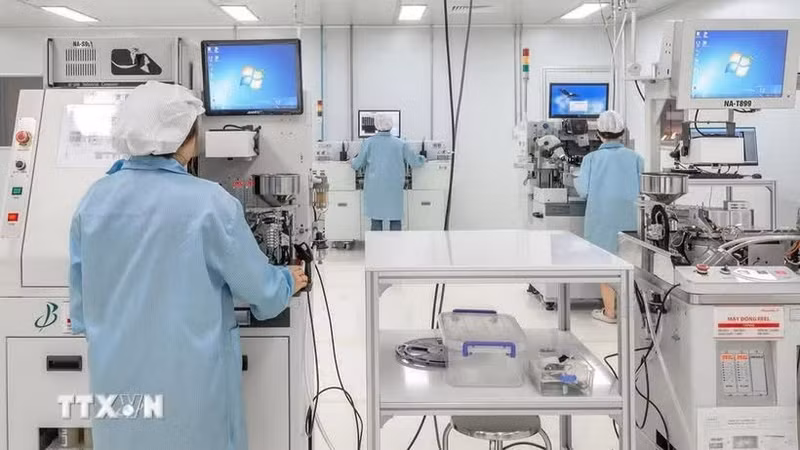附图：越南高科技与战略技术研发活动可享受多项扶持政策。（图片来源：越通社）