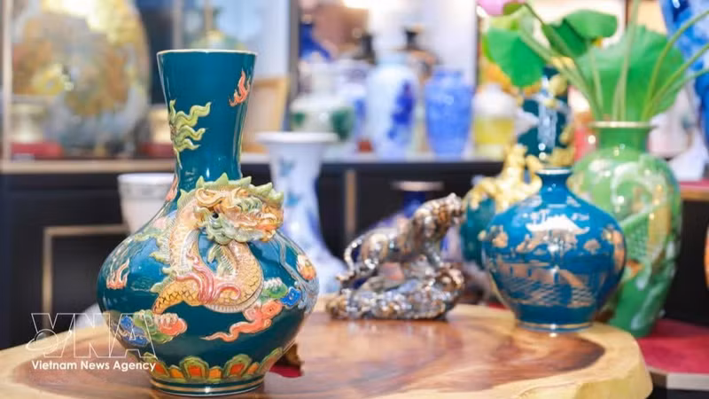 钵场陶瓷产品的款式日益多样化，质量稳定，能够较好地满足国际市场的严格标准。（图片来源：越通社）