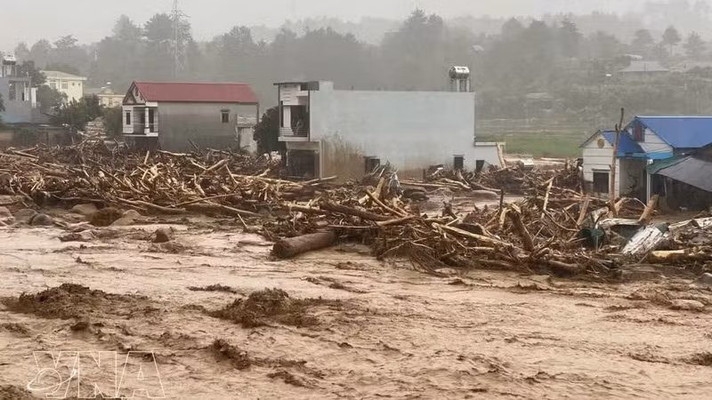 莱州省芒坦乡山洪导致1人死亡、4人失踪。（图片来源：越通社）