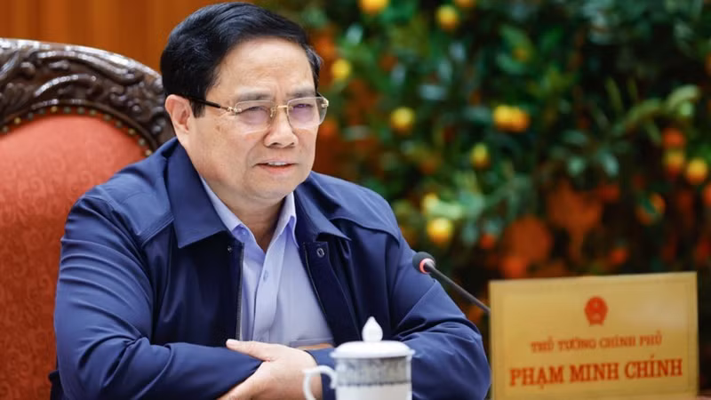 范明正总理主持会议。（图片来源：越南人民军队报）