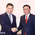 越共中央书记处常务书记陈锦秀和新加坡人民行动党主席、政府教育部长李智陞。（图片来源：越通社）