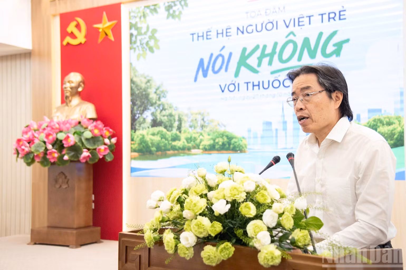 dang-hoa-nam.jpg
