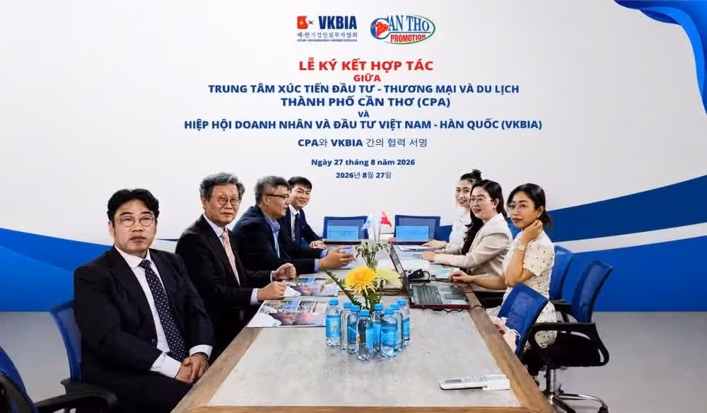 出席签约仪式的代表。（图片由越南—韩国企业家与投资协会提供）