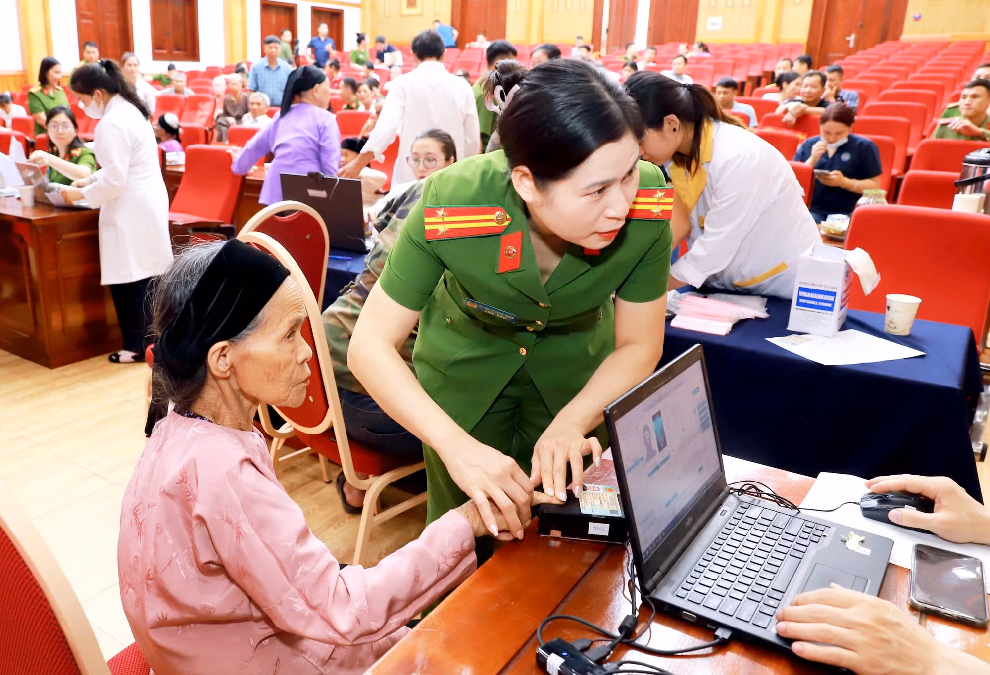 anh-6-2590x1766.jpg