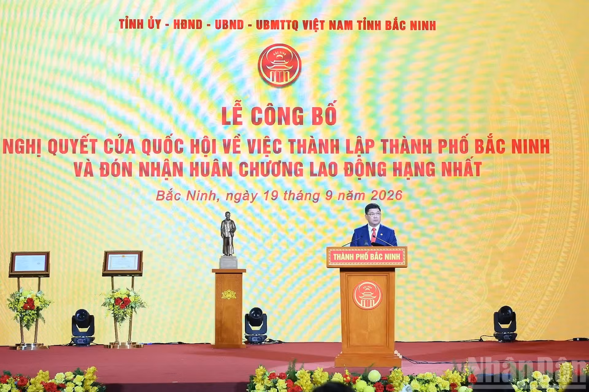 10-1204.jpg