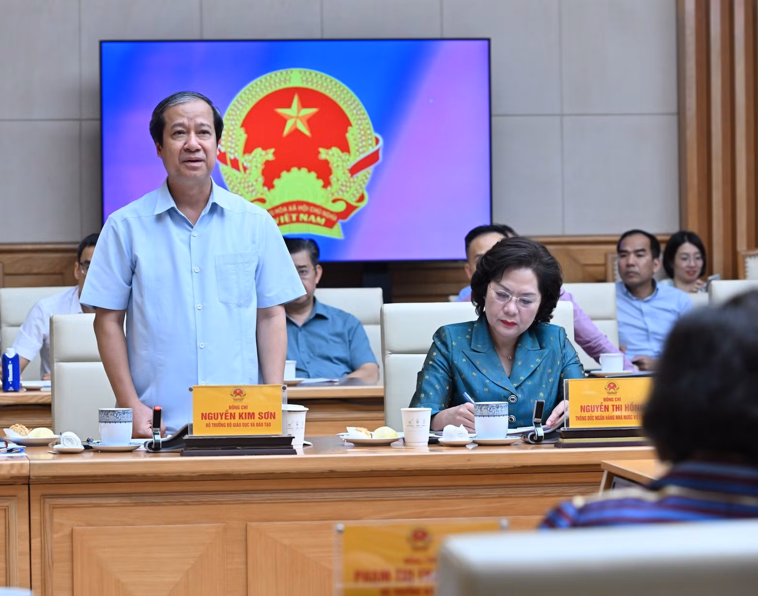 thutuong4.jpg