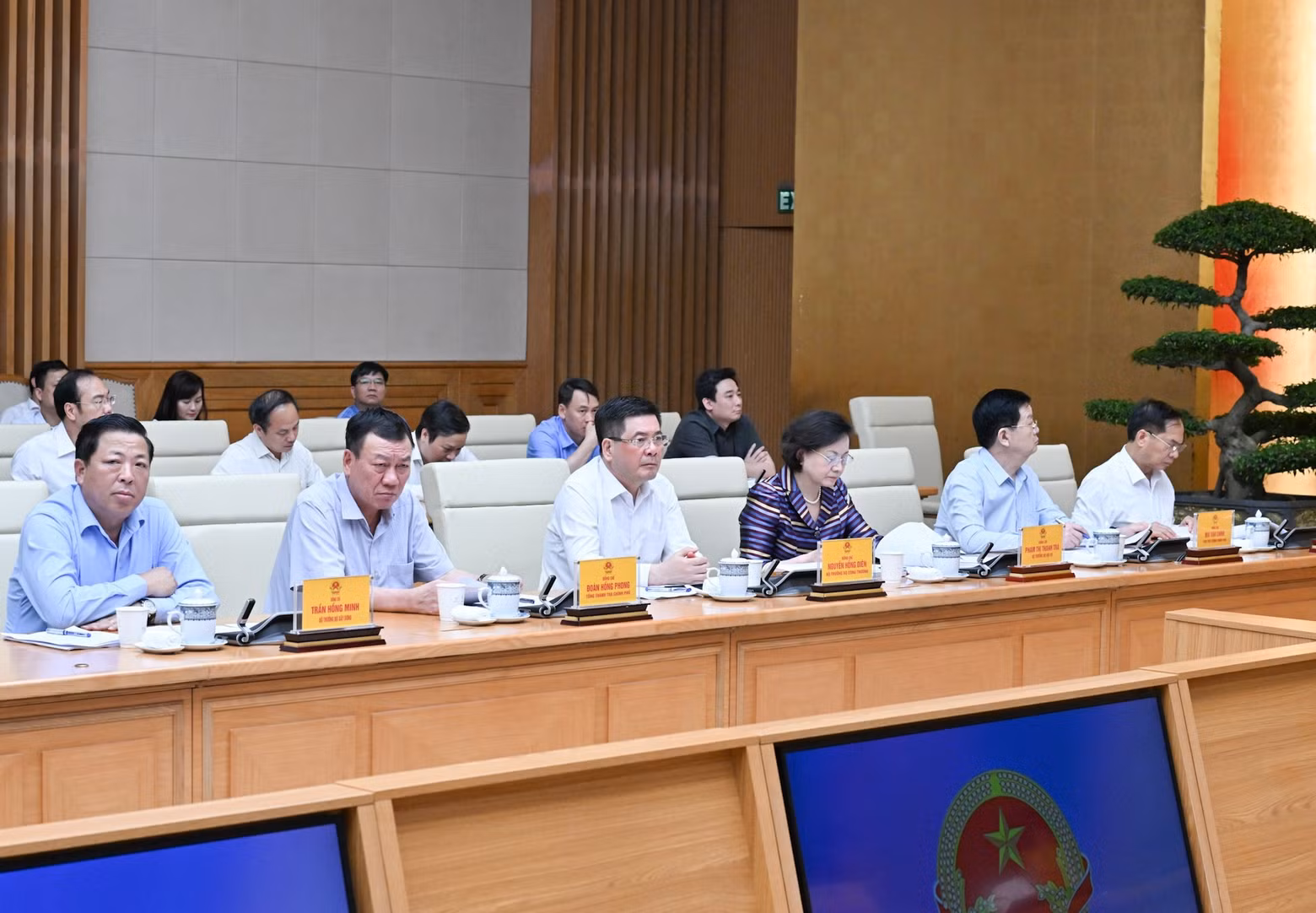 thutuong3.jpg