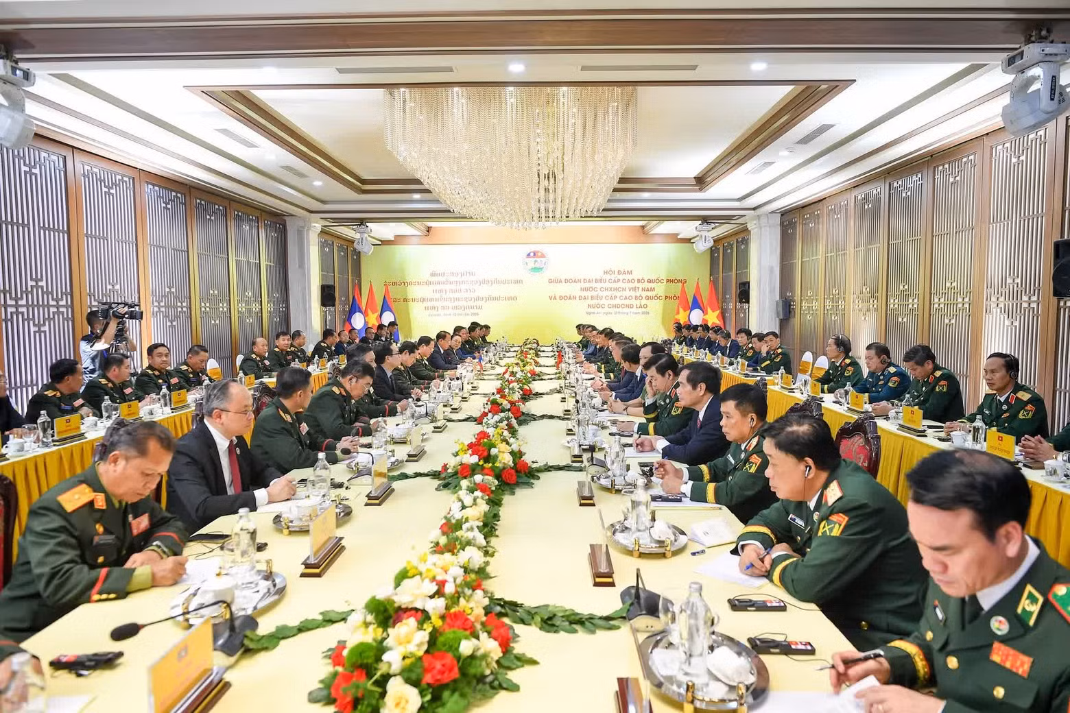 giao-luu-bien-gioi-viet-lao-107-5277.jpg
