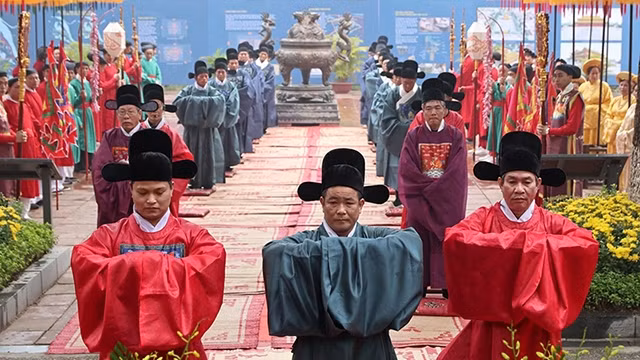 河内升龙皇城再现宫廷过年祭祀礼仪。（图片来源：民智报）