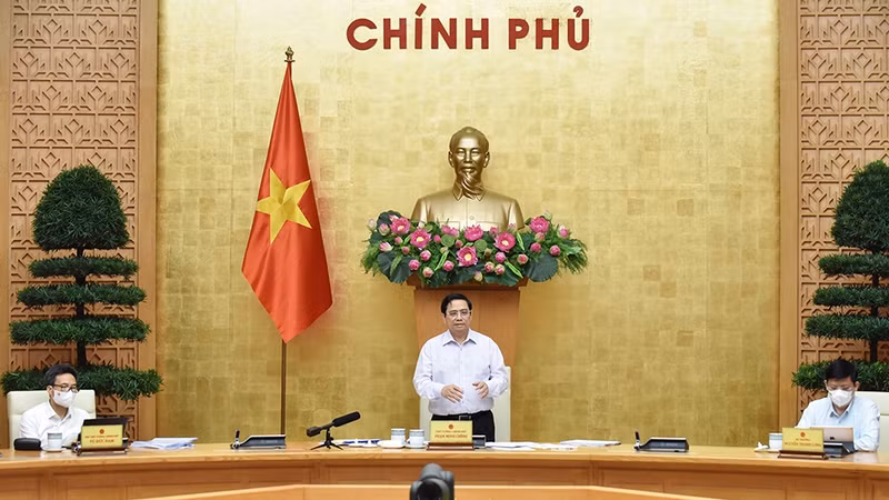 政府总理范明正在会上发表讲话。（陈海 摄）