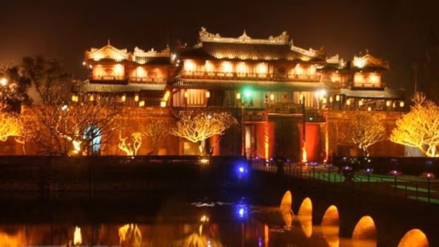 附图。