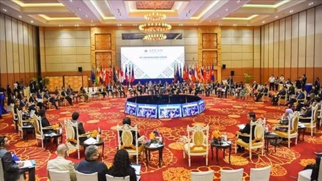 会议场景。
