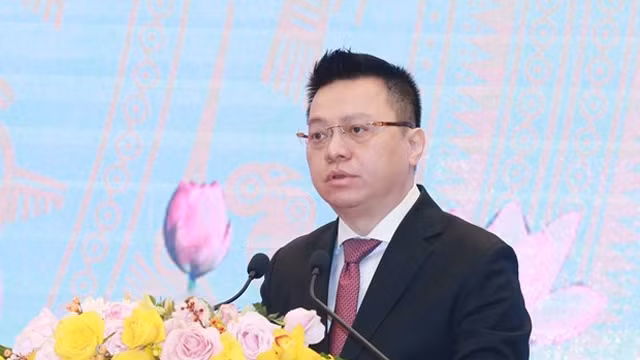 越共中央委员、《人民报》社总编辑、中央宣教部副部长、越南新闻工作者协会主席、2022年全国报刊展组委会主任黎国明。
