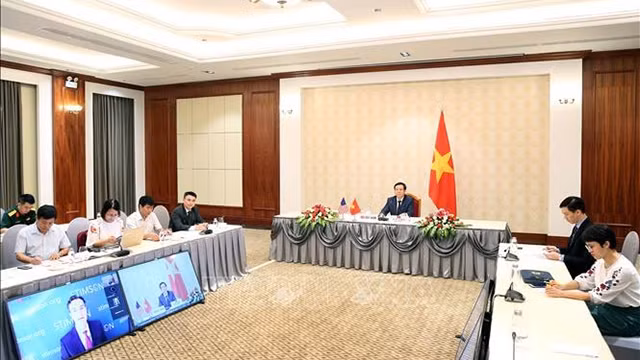 视频研讨会。（图片来源：越通社）