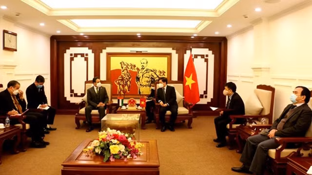 会谈场景。（图片来源：交通运输部官网）