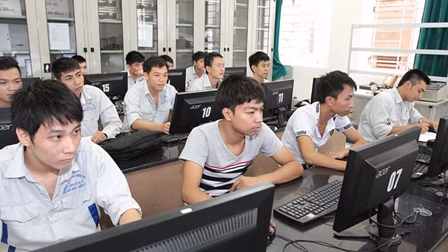 附图。