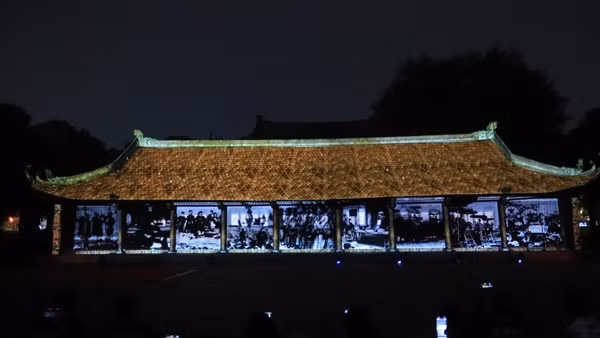 通过3D投影技术弘扬越南文庙国子监遗产价值。