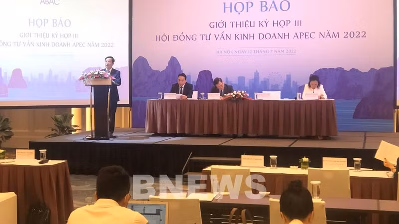 记者会场景。（图片来源：越通社）