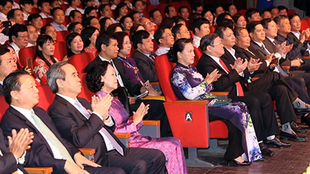 与会代表。（图片来源：越通社）