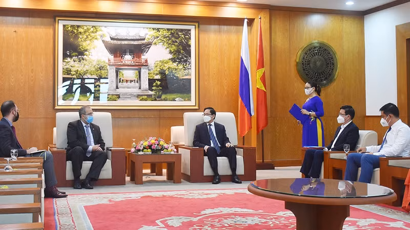 会见场景。（图片来源：巴地头顿官网）