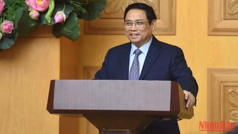 范明正总理在会上发表讲话。（陈海 摄）
