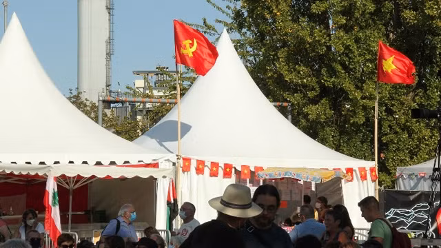 越南《人民报》的展位。