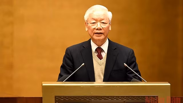 阮富仲总书记在会上发表指导性讲话。