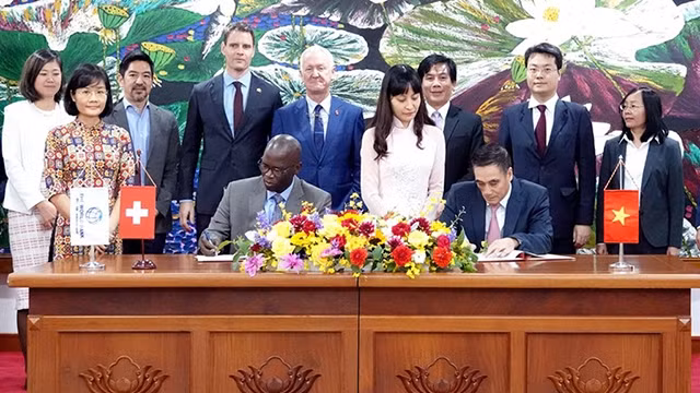 签订仪式。