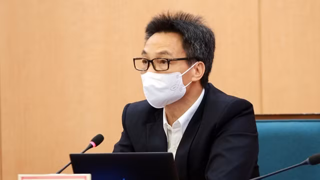 武德儋副总理在会上讲话。