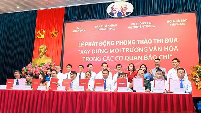 “新闻媒体机构营造文明环境”竞赛启动仪式在河内举行
