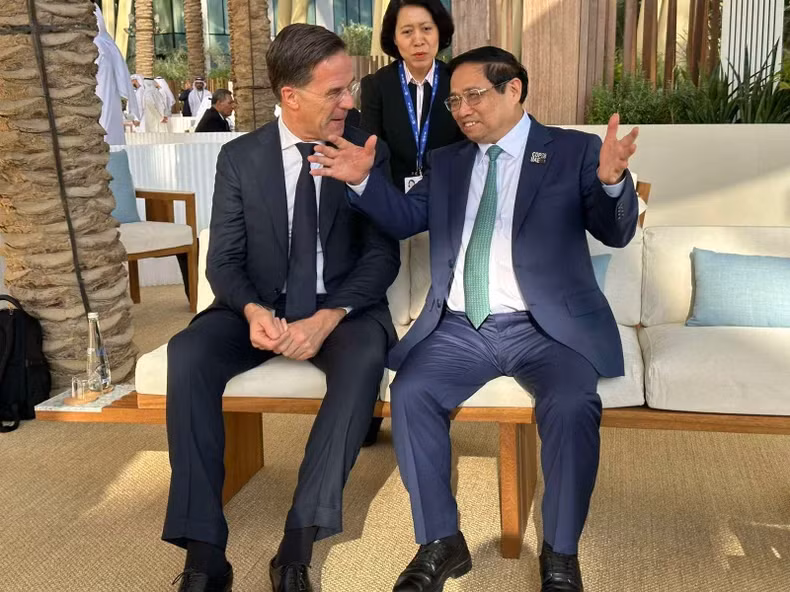 越南政府总理范明正会见荷兰首相马克·吕特。