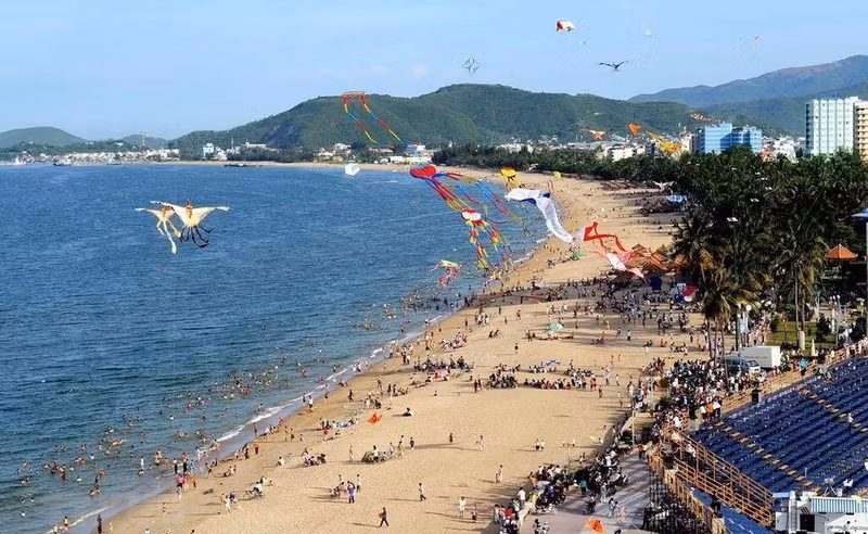 芽庄海滩一角。
