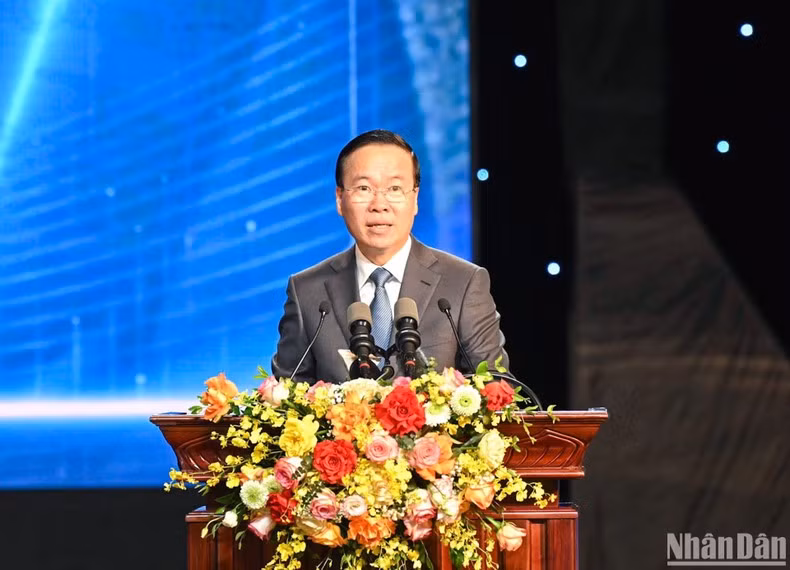 国家主席武文赏发表讲话。（维灵 摄）