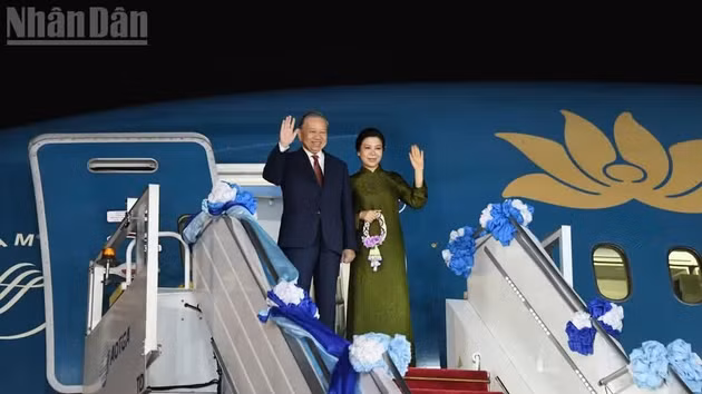 越共中央总书记、国家主席苏林及夫人同越南高级代表团离开曼谷，圆满结束对泰国的正式访问。