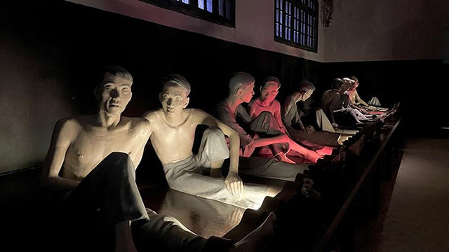 火炉监狱在新冠疫情后吸引大量游客前来参观 ảnh 4 火炉监狱在新冠疫情后吸引大量游客前来参观 ảnh 4