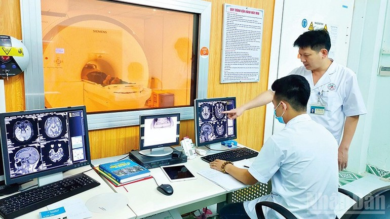 在宣光综合医院进行的1.5特斯拉磁共振成像检查。