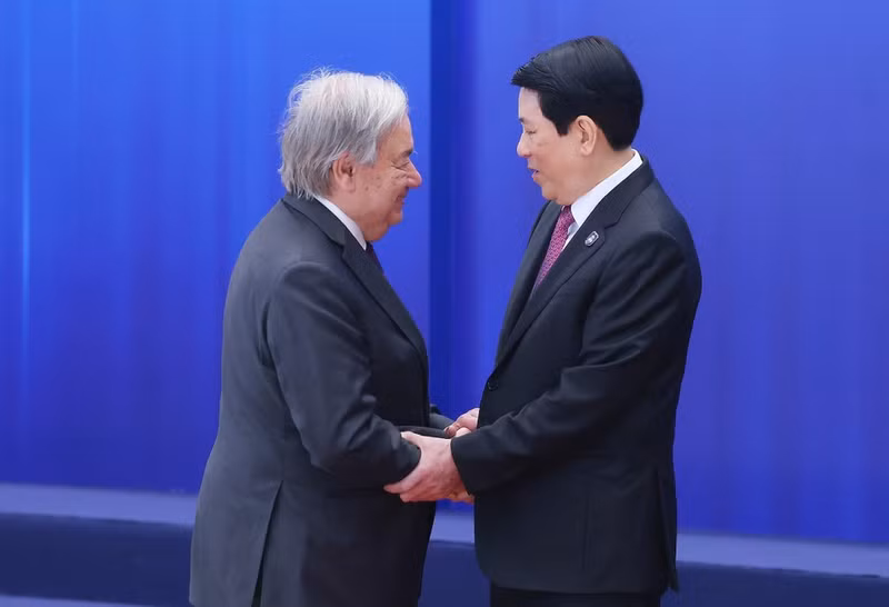 vna-potal-chu-tich-nuoc-luong-cuong-don-tong-thu-ky-lien-hop-quoc-du-le-mo-ky-cong-uoc-ha-noi-8361540.jpg