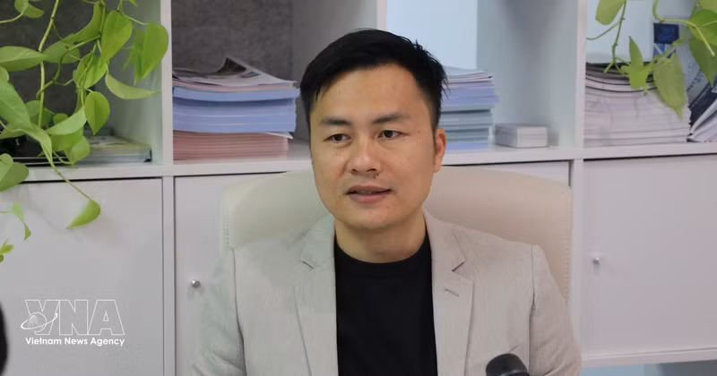 人工智能专家、越南—澳大利亚知识分子和专家协会新南威尔士州分会主席阮俊义博士。