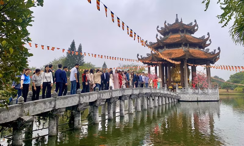 兴安省喃寺一角。