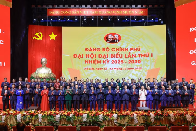越南共产党政府第一次代表大会圆满落幕。（图片来源：越通社）