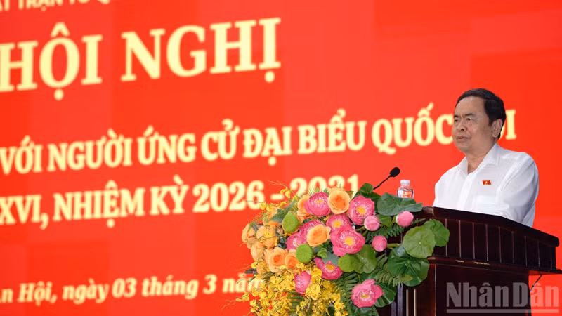 chu-tich-quoc-hoi-tran-thanh-man-phat-bieu-tai-buoi-tiep-xuc-cu-tri-tan-an-hoi-anhthe-anh-7427.jpg