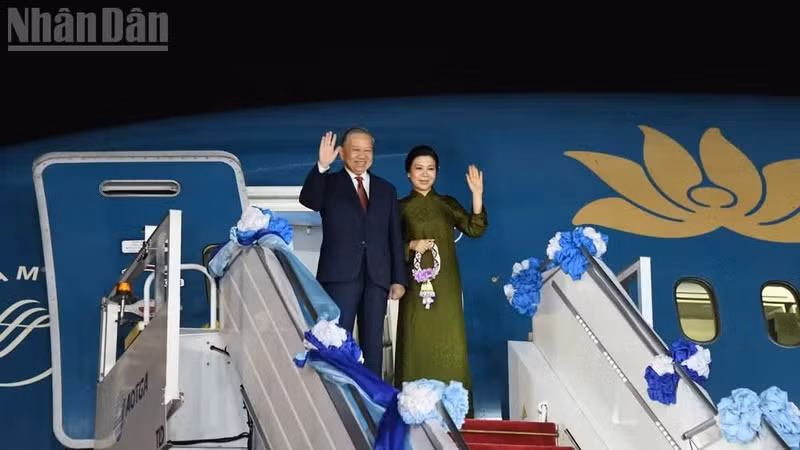 越共中央总书记、国家主席苏林及夫人同越南高级代表团离开曼谷，圆满结束对泰国的正式访问。