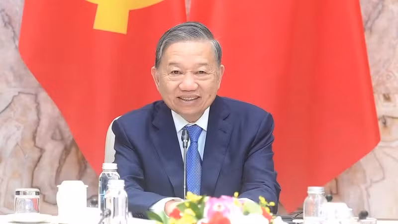 越共中央总书记、越南国家主席苏林与瑞士联邦总统居伊·帕姆兰进行视频通话【组图】