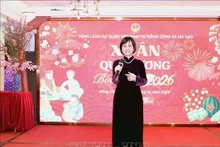 越南驻港澳总领事黎德幸在活动上发言。（图片来源：越通社）