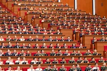 出席大会的代表共有1586人，代表了全国超过560万名党员。