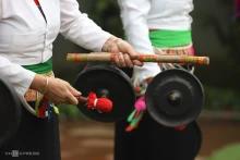 越南首次将芒族特色文化引入雄王庙节会。（图片来源：越南快讯）
