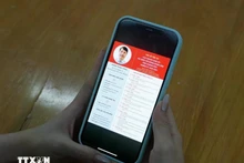 关于2026-2031任期庆和省人民议会代表候选人的信息已在数字信息渠道上发布，方便选民跟踪了解。（图片来源：越通社）