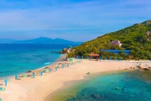 附图：芽庄燕岛一角。