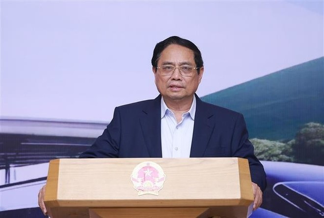 政府总理范明正主持召开国家铁路重点项目指导委员会第三次会议。 t.jpg